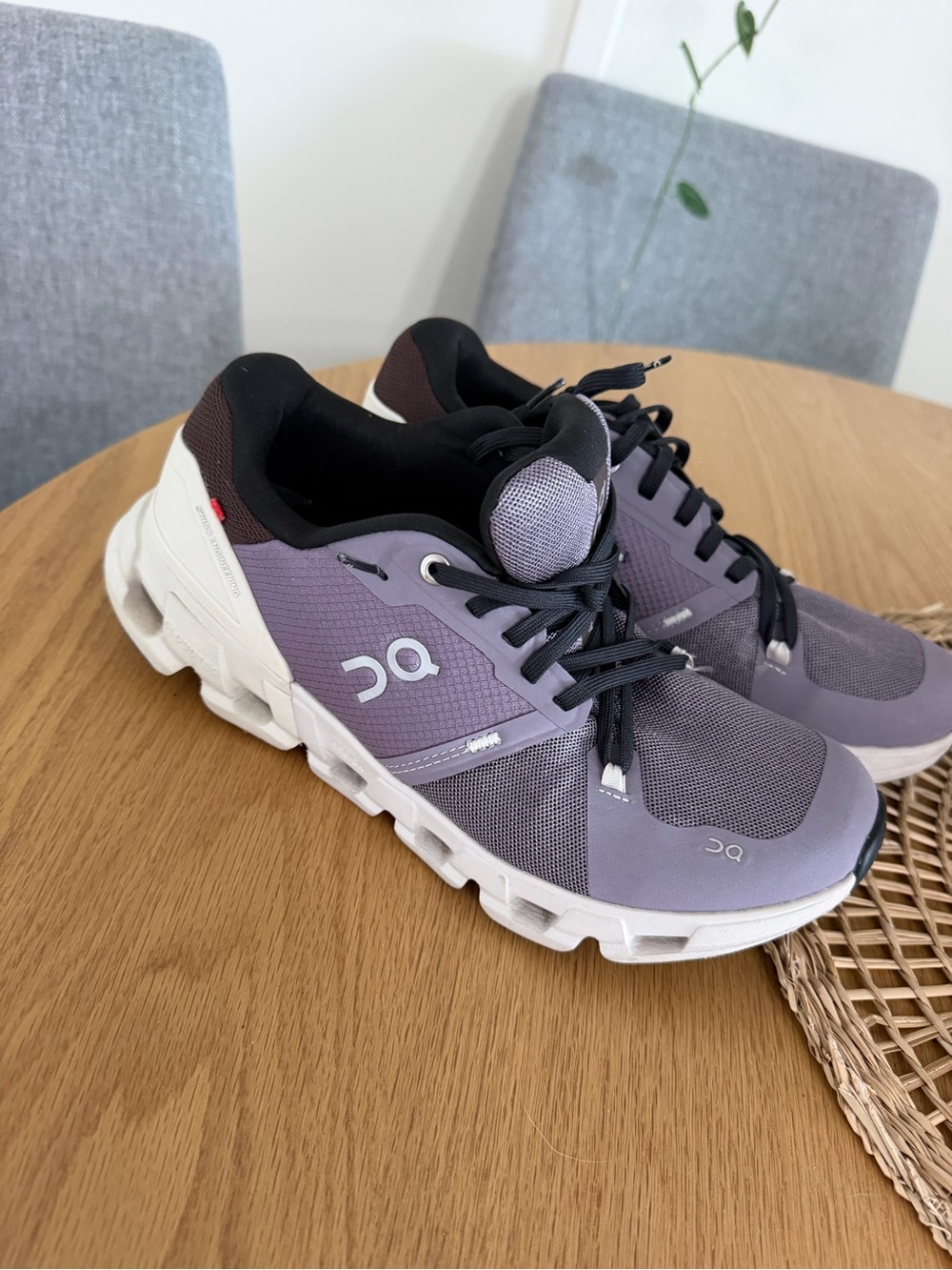 On Cloudflyer 4 Running Woman’s Size 8.5 Shark/Pearl Athletic Purple Sneaker